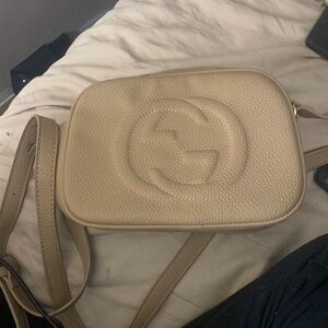 Tan Gucci